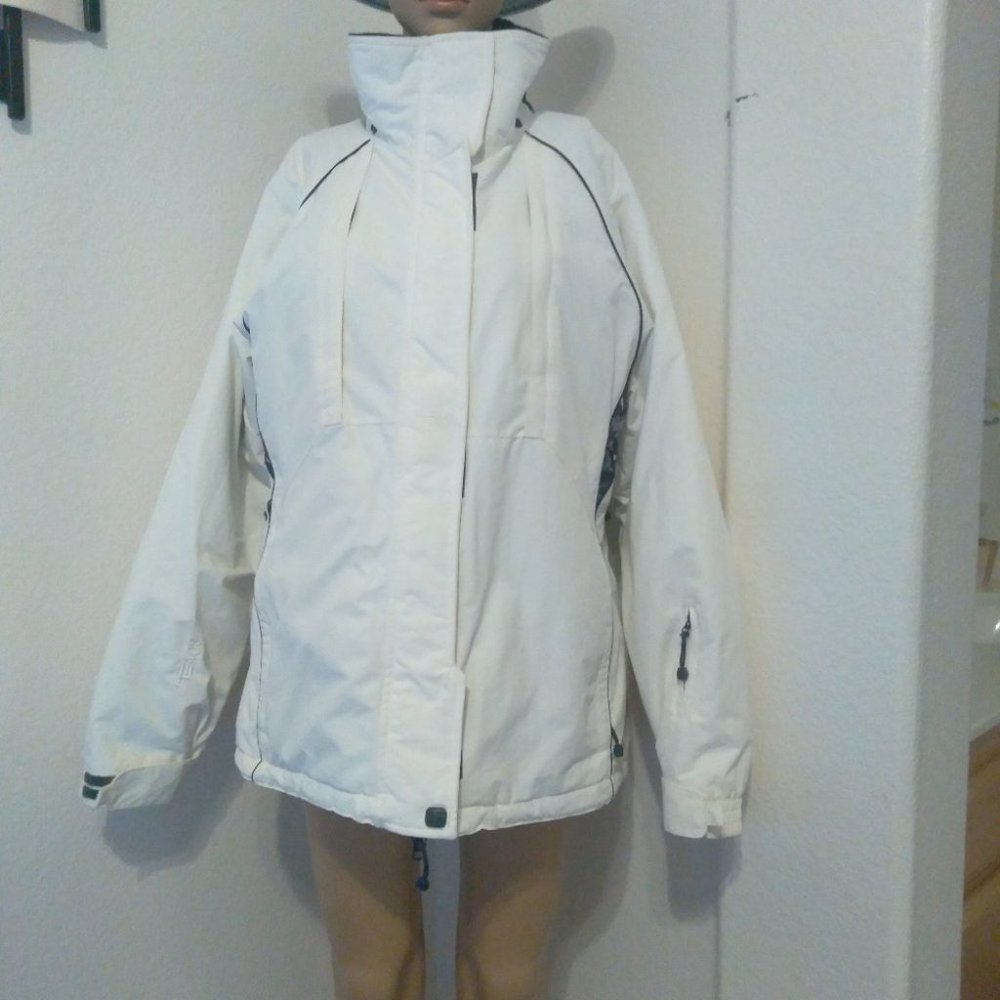E.A.S. BOARDWEAR White Jacket